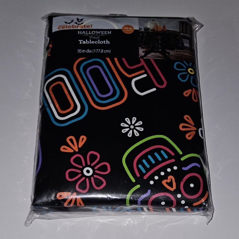 NEW Day of the Dead Sugar Skull Black Halloween Vinyl Tablecloth 70" ROUND